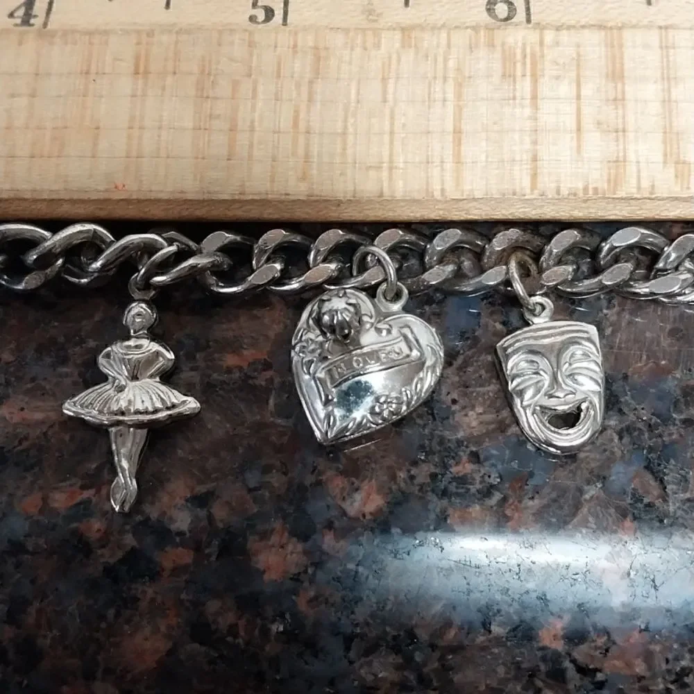 Girl's 4 Charm Bracelet...EUC